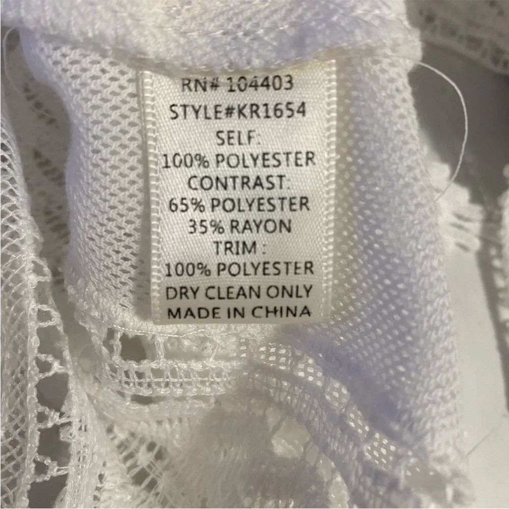 J.O.A. White Lace Blouse - Picture 7 of 7